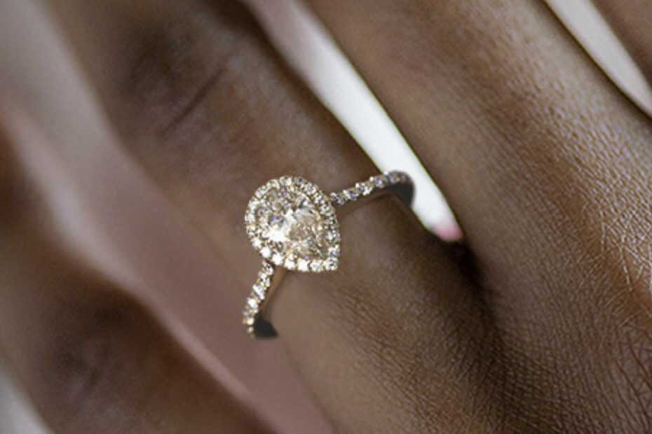 pear halo diamond engagement ring
